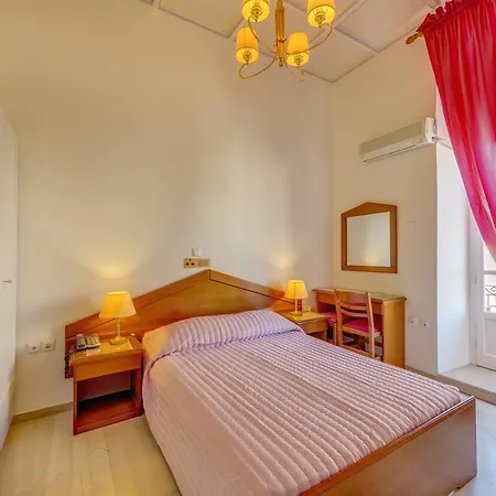 Halaris 2* إرموبولّي